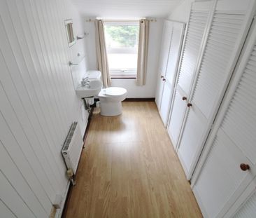2 bedroom House To Let Total Size: 729 SQ FT - Photo 6