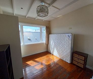 Spacious Five-Bedroom Home in the Heart of Newtown - Photo 6