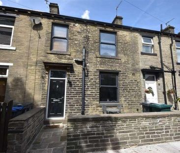 Derby Street, Queensbury, Bradford, BD13 - Photo 2