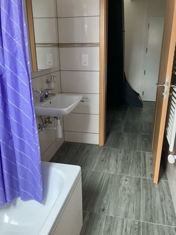 Spacious 4.5 room apartment for rent in Delémont - Photo 4