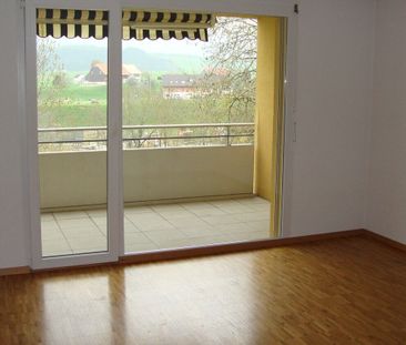 Charmant 3.5 pièces avec terrasse dans un quartier très familial - Photo 2