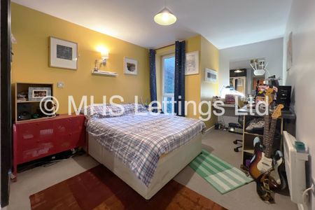 2 Bedroom Apartment for rent in Shire Oak Road - Photo 5