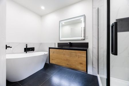 Maison à étages à louer - Montréal (Rosemont/La Petite-Patrie) (Shop Angus) Maison à étages à louer - Montréal (Rosemont/La Petite-Patrie) (Shop Angus) - Photo 5