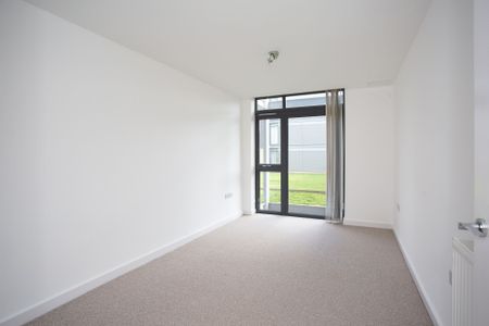 2 bedroom flat to rent, Available unfurnished from 06/12/2024 - Photo 2