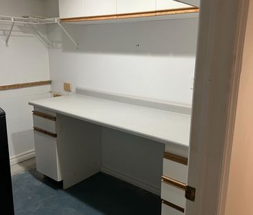 For Lease - 224 Park Avenue, East Gwillimbury, Ontario - Photo 3