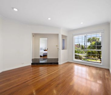 Generous Proportions, Modern Comforts, Prime Location - Photo 4