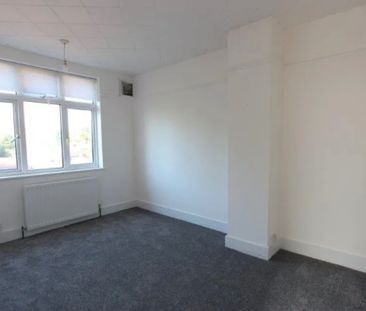 3 Bed Semi-Detached House, Mountfield Road, LU2 - Photo 3