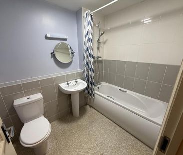 2 bedroom terraced house to rent - Photo 6