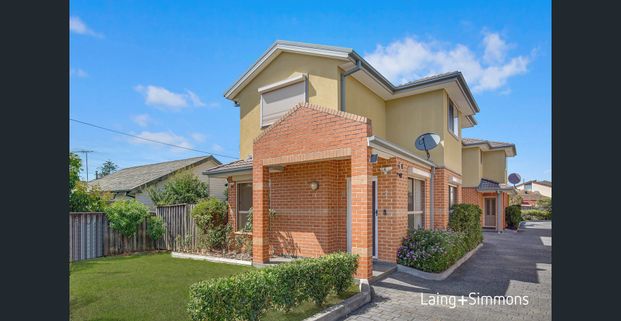 Well-Presented Three Bedroom Home - Photo 1