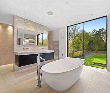 A stunning and bespoke modern home in a secluded, private location. - Photo 4