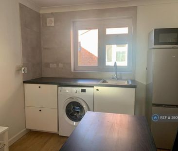 1 bedroom maisonette to rent - Photo 4