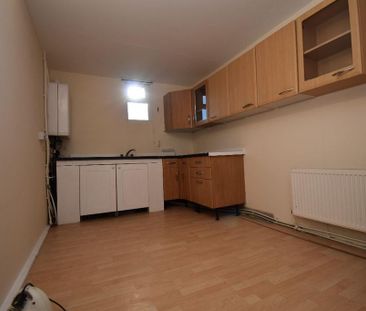 2 bedroom barn conversion to rent - Photo 4