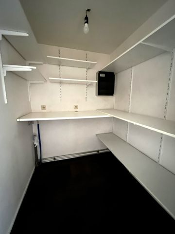 Appartement gelegen vlak aan de markt van Maaseik - Foto 4