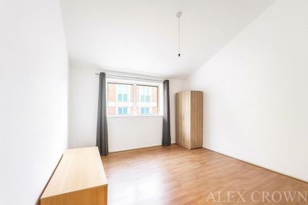 5 bedroom terraced house to rent - Photo 5