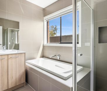 Low Maintenance Living! - Photo 6