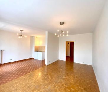 Location Appartement 1 pièce 40m² ANNECY LE VIEUX 74940 - Photo 3