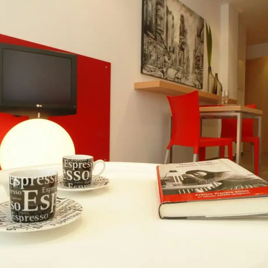 Apartamento de alquiler en Centre - Foto 1