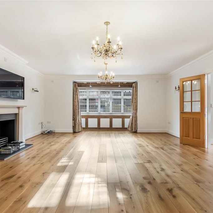 6 bedroom detached house to rent - Photo 1