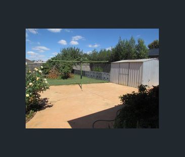 47 Gunnawarra Road, Kurunjang, Vic 3337 - Photo 2