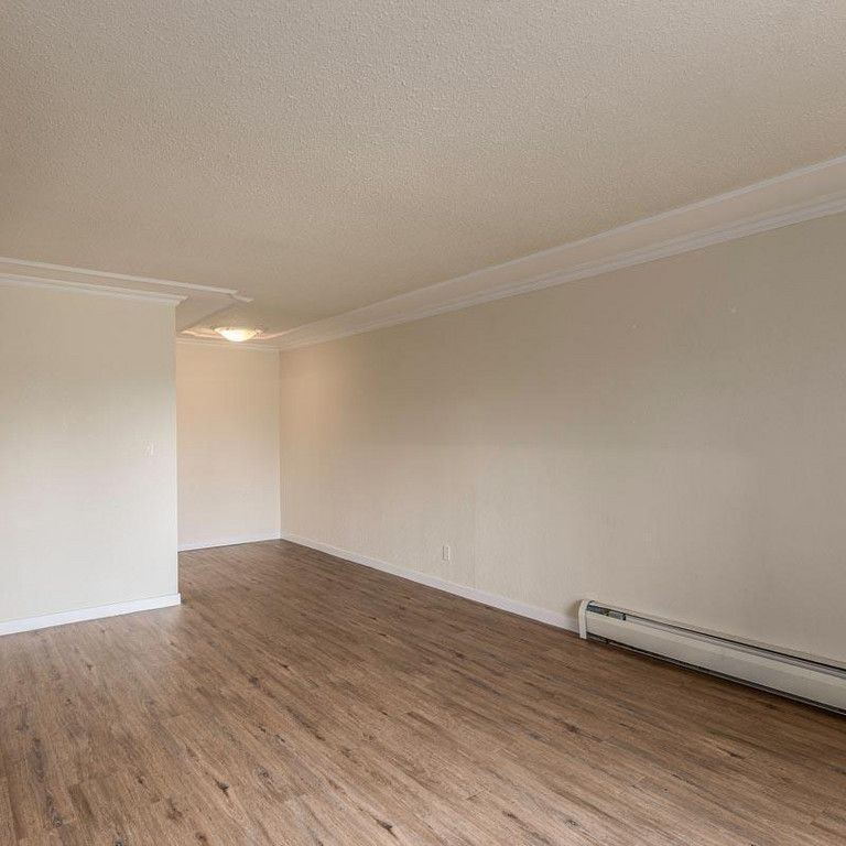 Highland Place Apartments - Photo 1