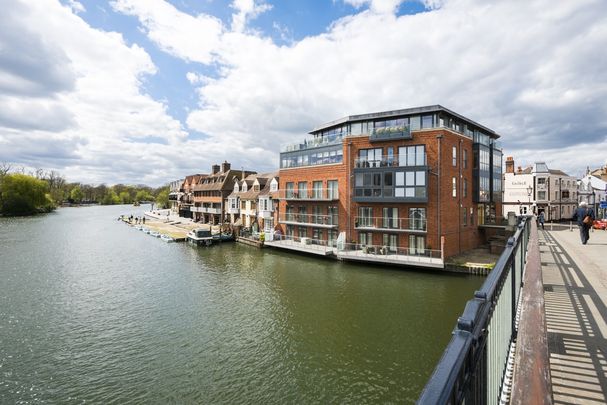 Windsor Bridge Court, Eton - Photo 1