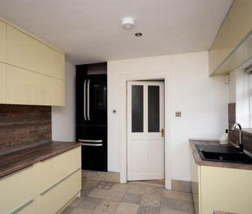 2 bedroom terraced house to rent - Photo 2