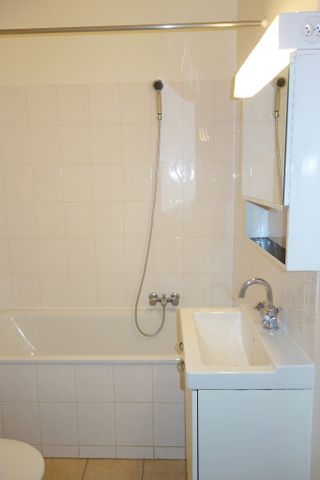 Proche Gare des Eaux-Vives - Foto 2