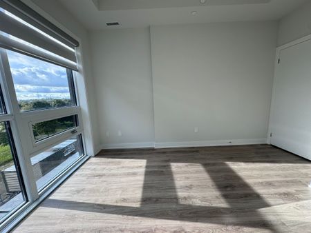 For Lease - 4130 Parkside Village Drive Unit# 308, Mississauga, Ontario - Photo 5