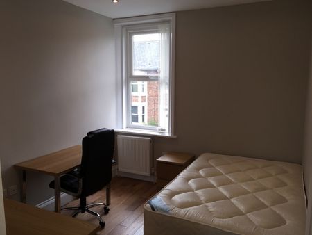 Warwick Street - Photo 5