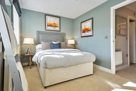 2 bedroom semi-detached house to rent - Photo 3