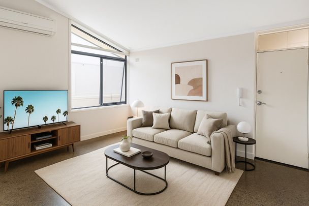 Private, Peaceful & Perfectly Positioned - Photo 1