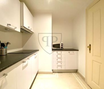 1 room luxury Flat for rent in Cascais e Estoril, Portugal - Photo 5