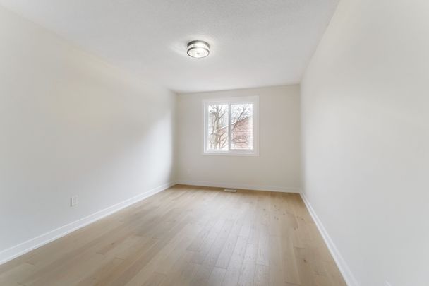 For Lease - 4197 Longmoor Drive Unit# 8, Burlington, Ontario - Photo 1