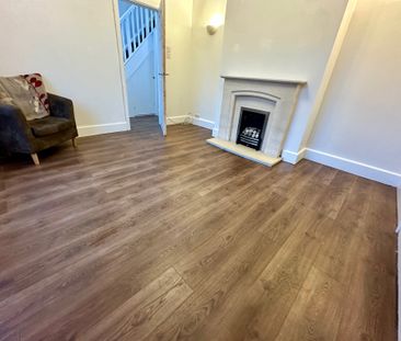 Wroxham Road, Poole - Photo 1