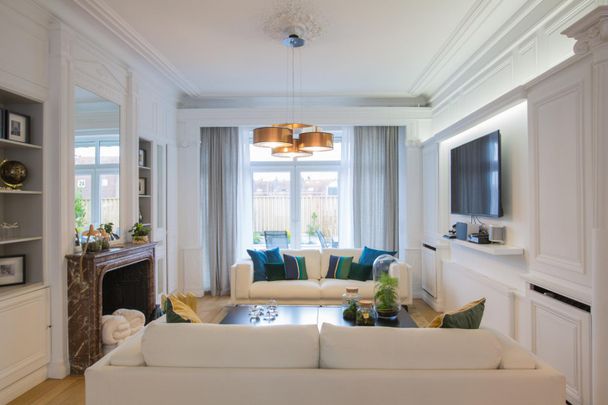 A LOUER : T5 à LILLE • Nationale/solferino • 10 000 € - Photo 1