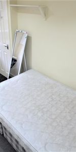 5 bedroom terraced house to rent - Photo 3