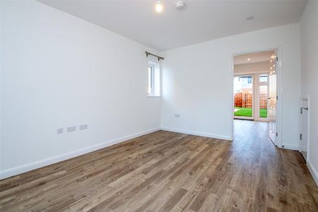 3 bedroom townhouse to rent - Photo 4