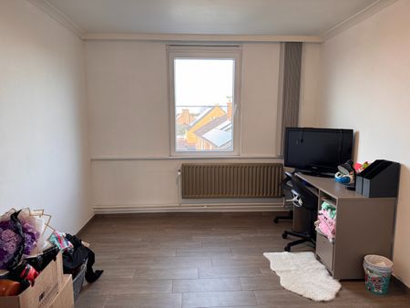 Dakappartement met 3 SLPK's te Neeroeteren - Photo 2
