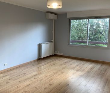 Appartement à louer 2 pièces • Nîmes - Photo 2