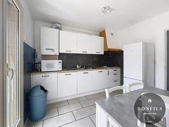 A LOUER AVIGNON EXTRAMUROS - SECTEUR CROISIERE : T3 meublé - climatisé - balcon - parking, - Photo 1