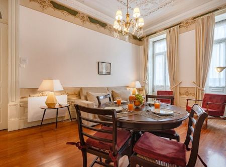 Rua de Álvares Cabral, Porto, Braga 4050-041 - Photo 5