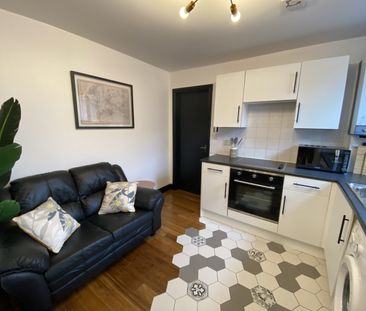 Flat 7 The Rayner Building – 1 Bed - Photo 4