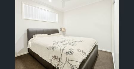 Peaceful Modern Estate Living - Photo 4