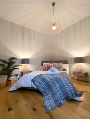 2 Bed Flat, Elmdale Road, N13 - Photo 1