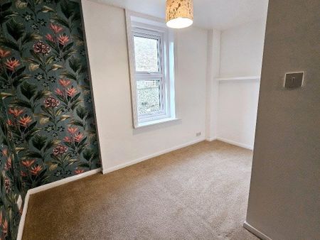 St Marys Road, Eastbourne - One-Bedroom Flat - Photo 5