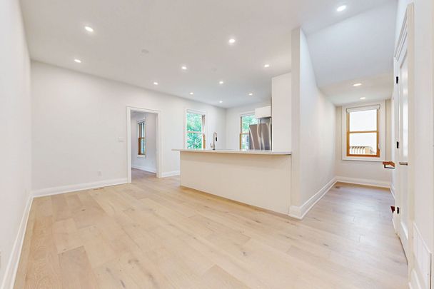 For Lease - 33 Centre Street Unit# Unit B, Vaughan, Ontario - Photo 1