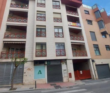 Piso de alquiler en Las Cruces, 16, Belén - San Roque - Foto 2