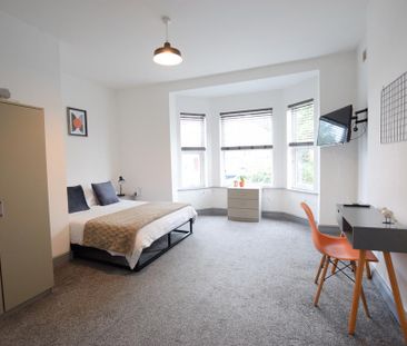 2 bedroom ground floor flat to rent - Photo 3