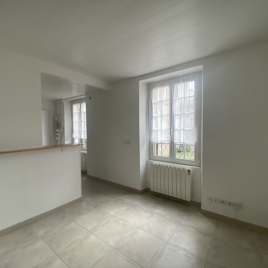 Location Appartement 1 pièce 25m² PALAISEAU 91120 - Photo 1
