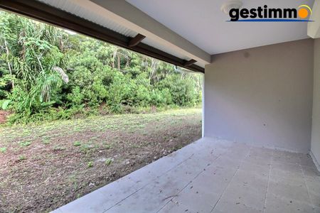Location Appartement 4 pièces 105m² MACOURIA 97355 - Photo 4